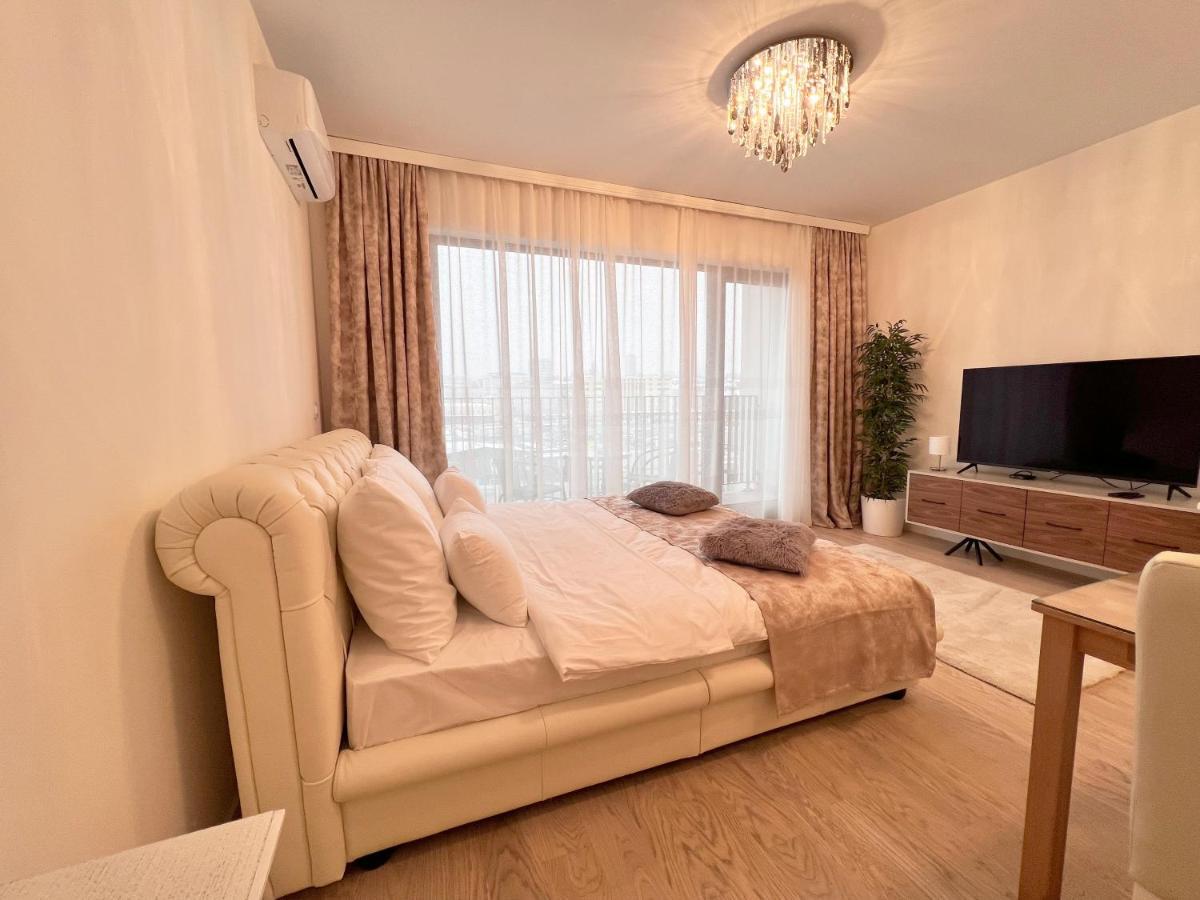 Waterfront Luxury Suites Beograd Bagian luar foto