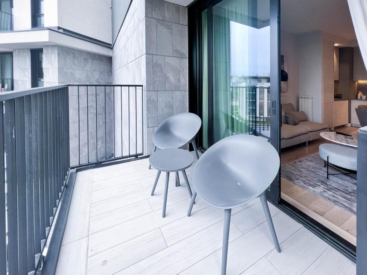 Waterfront Luxury Suites Beograd Bagian luar foto