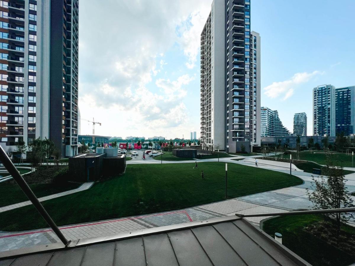 Waterfront Luxury Suites Beograd Bagian luar foto