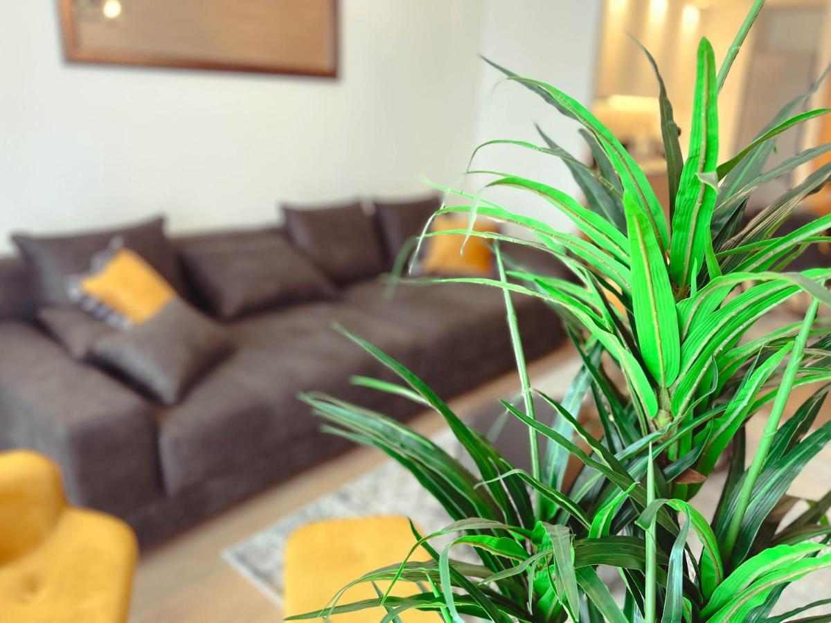 Waterfront Luxury Suites Beograd Bagian luar foto
