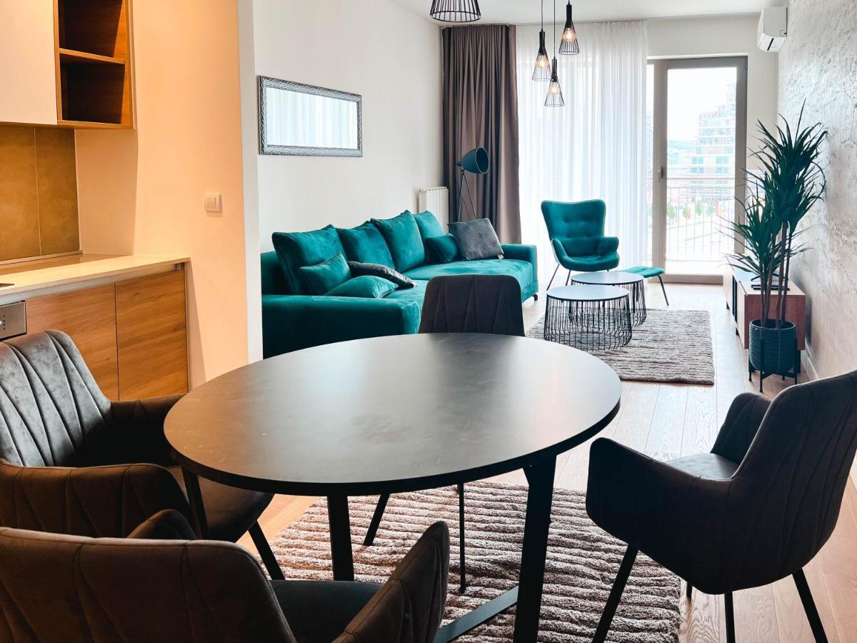 Waterfront Luxury Suites Beograd Bagian luar foto