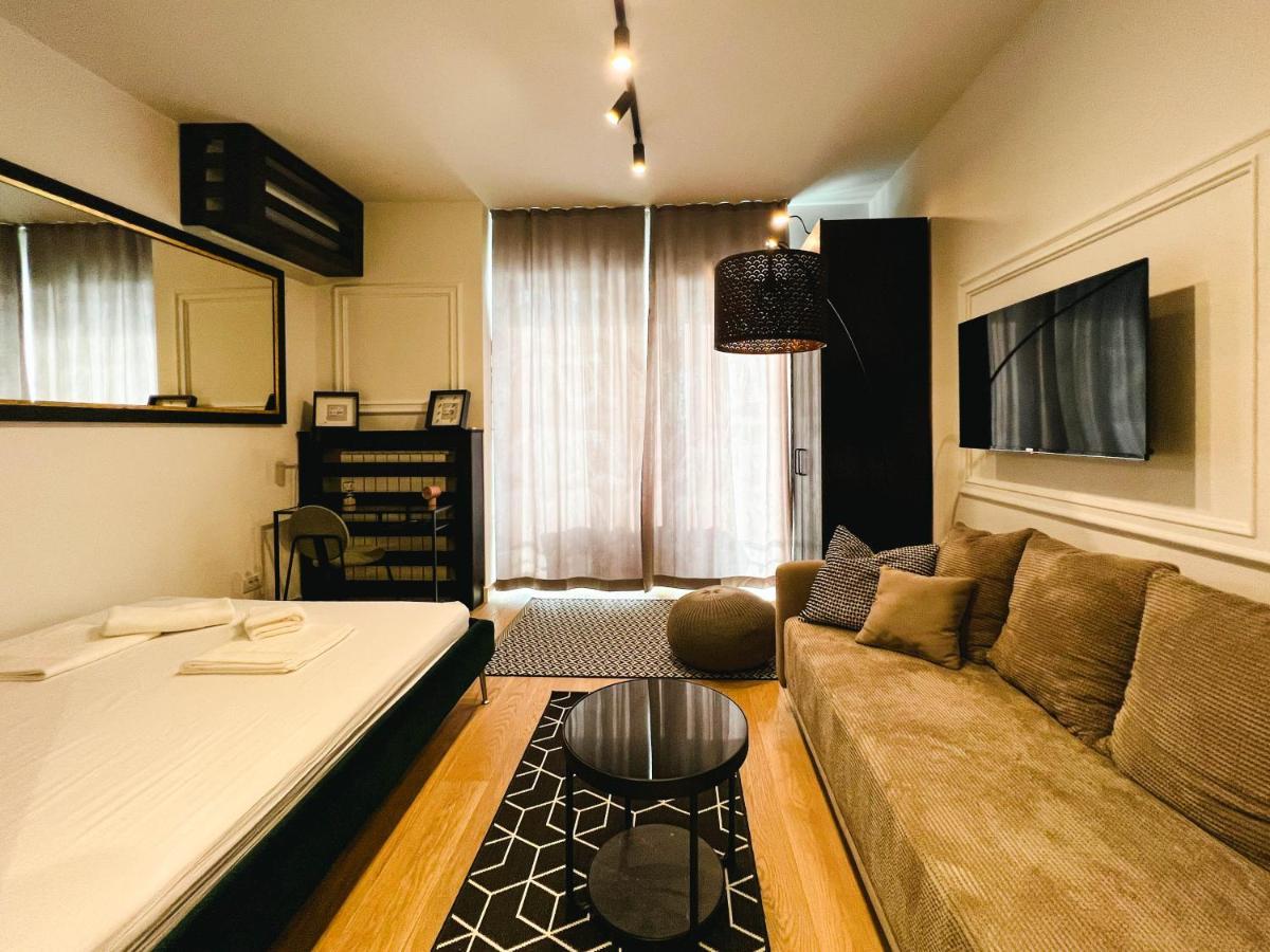 Waterfront Luxury Suites Beograd Bagian luar foto