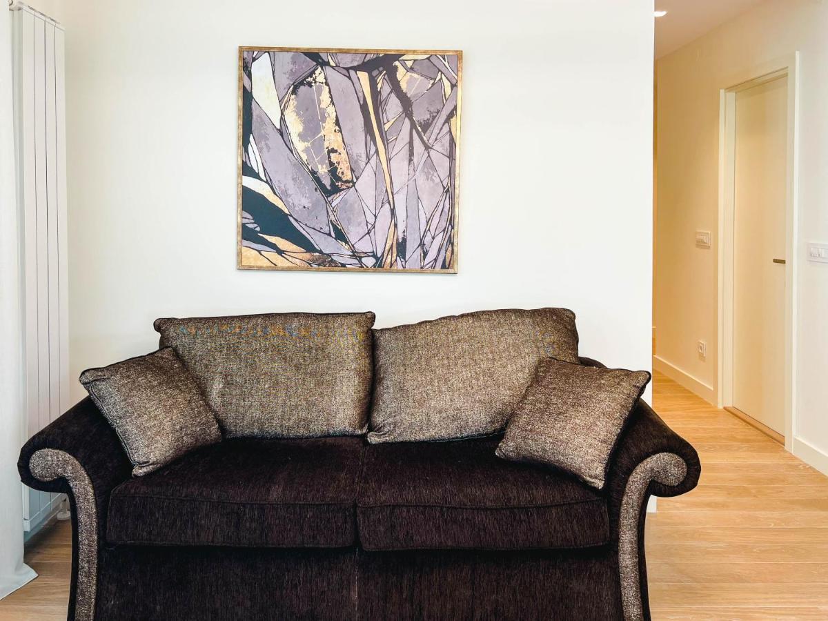 Waterfront Luxury Suites Beograd Bagian luar foto